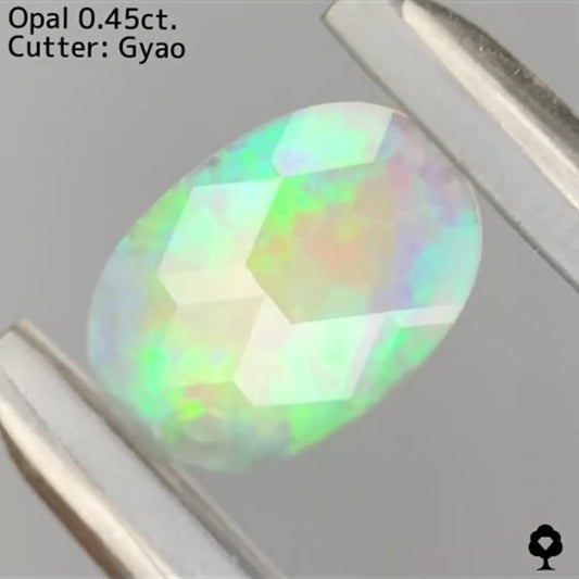 【キューブカット】クリスタルオパール 0.457ct