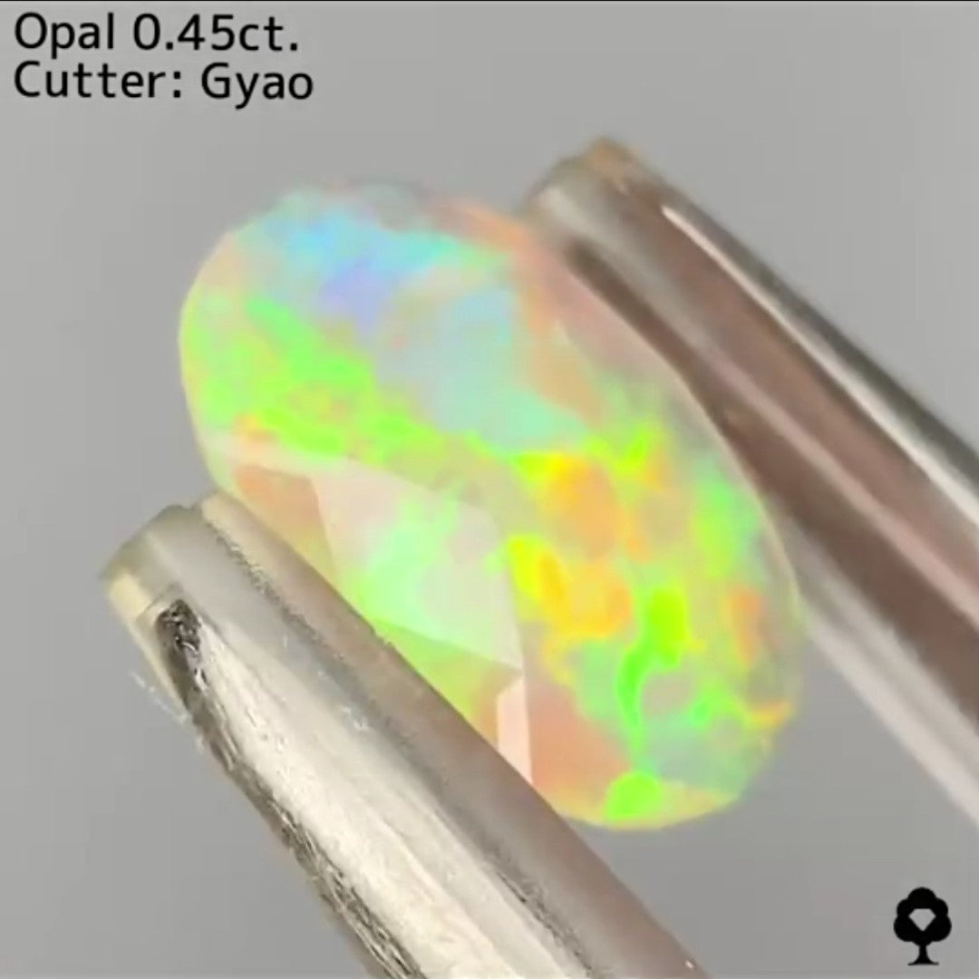 【キューブカット】クリスタルオパール 0.457ct