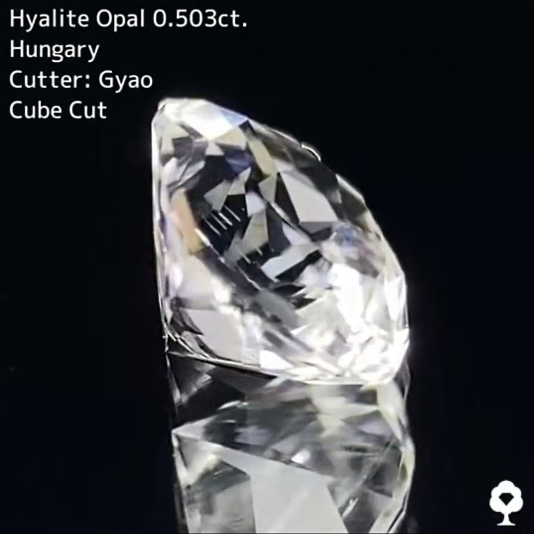 クッション★ハンガリー産ハイアライトオパール0.503ct ★