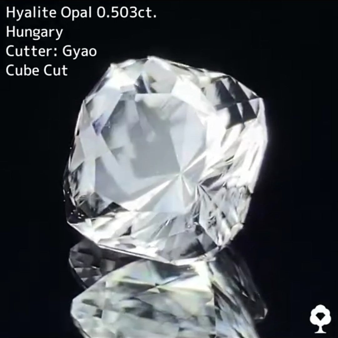 クッション★ハンガリー産ハイアライトオパール0.503ct ★