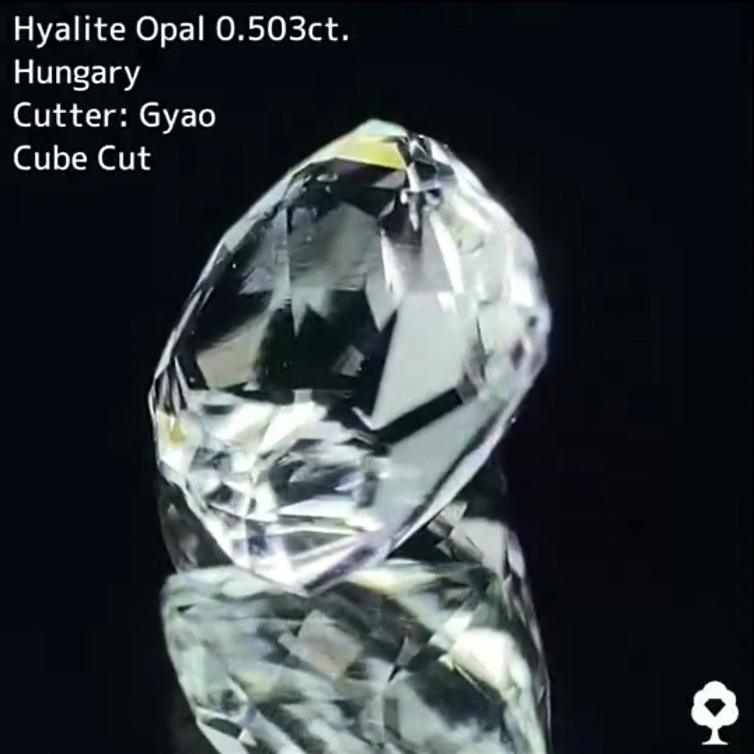 クッション★ハンガリー産ハイアライトオパール0.503ct ★