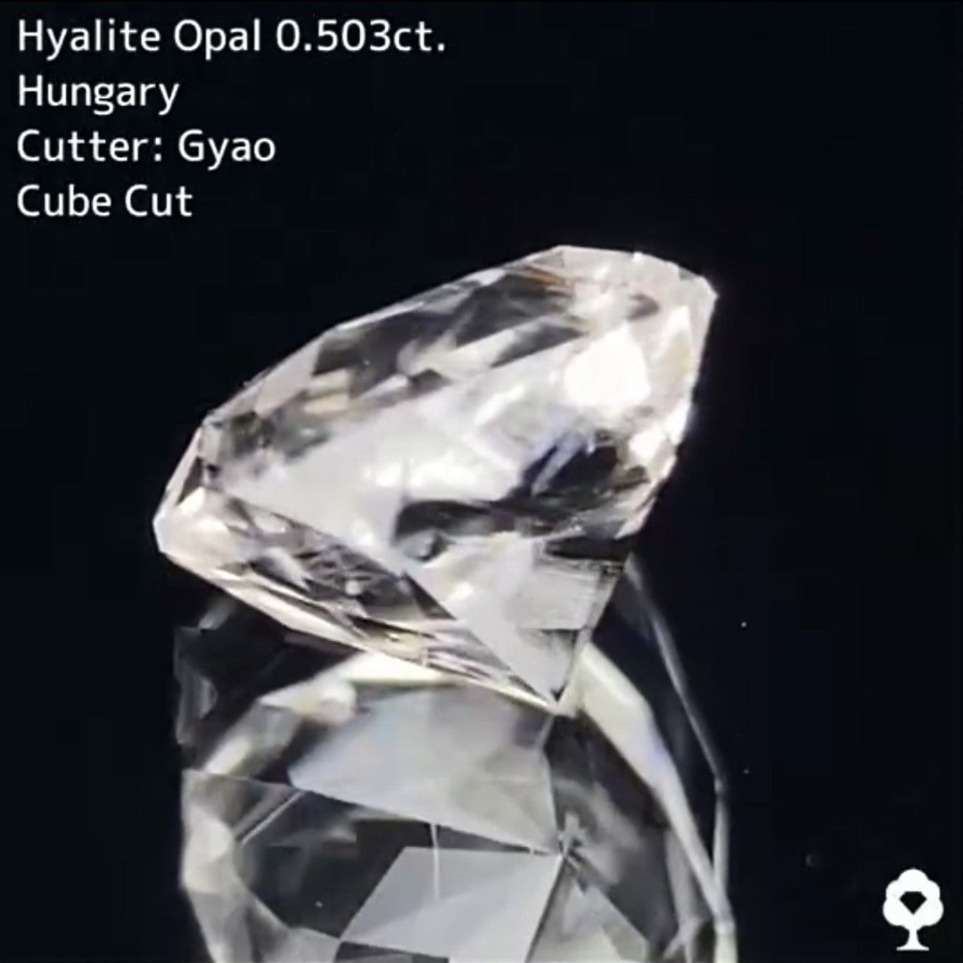 クッション★ハンガリー産ハイアライトオパール0.503ct ★