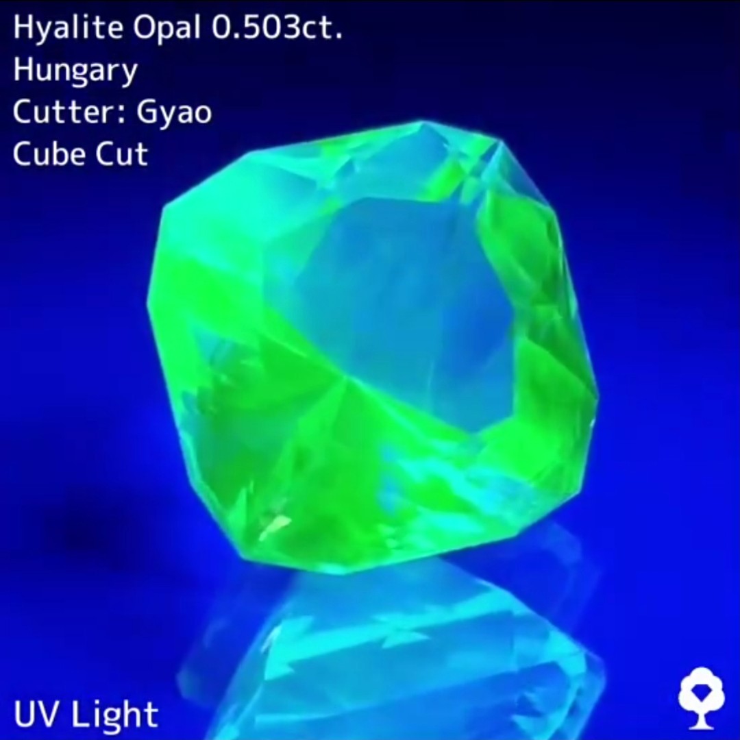 クッション★ハンガリー産ハイアライトオパール0.503ct ★