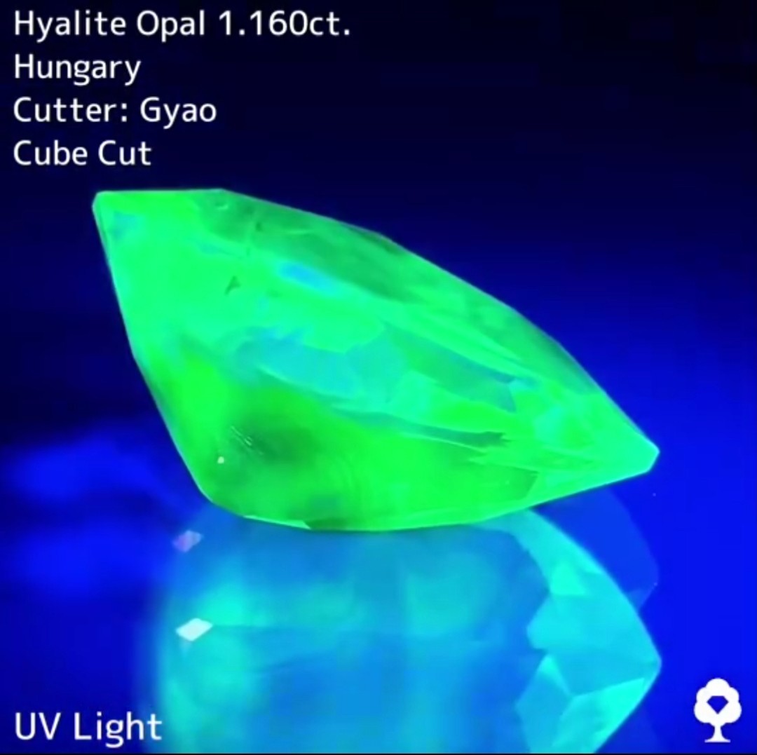 ペアシェイプ★ハンガリー産ハイアライトオパール 1.160ct ★