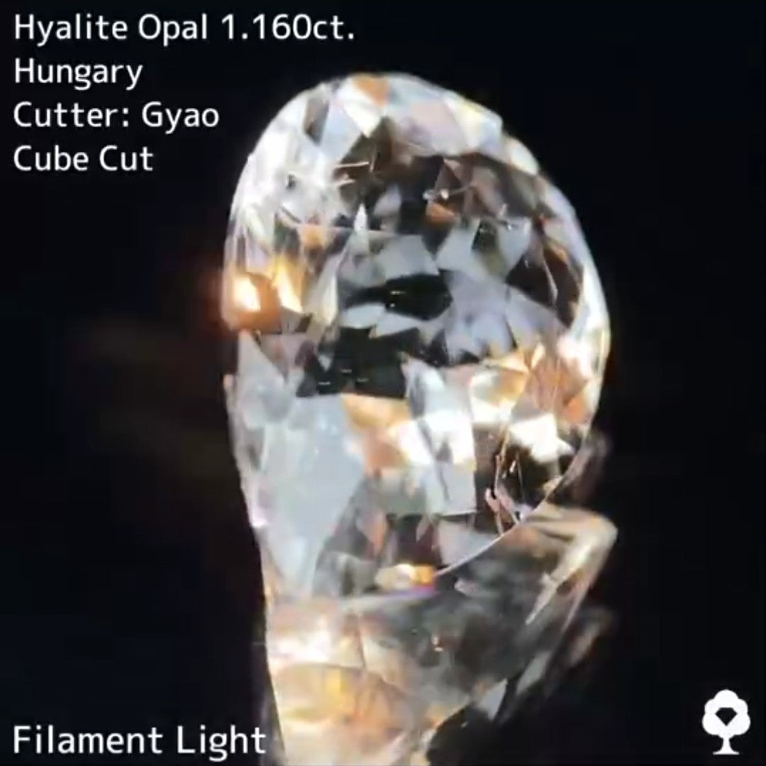 ペアシェイプ★ハンガリー産ハイアライトオパール 1.160ct ★