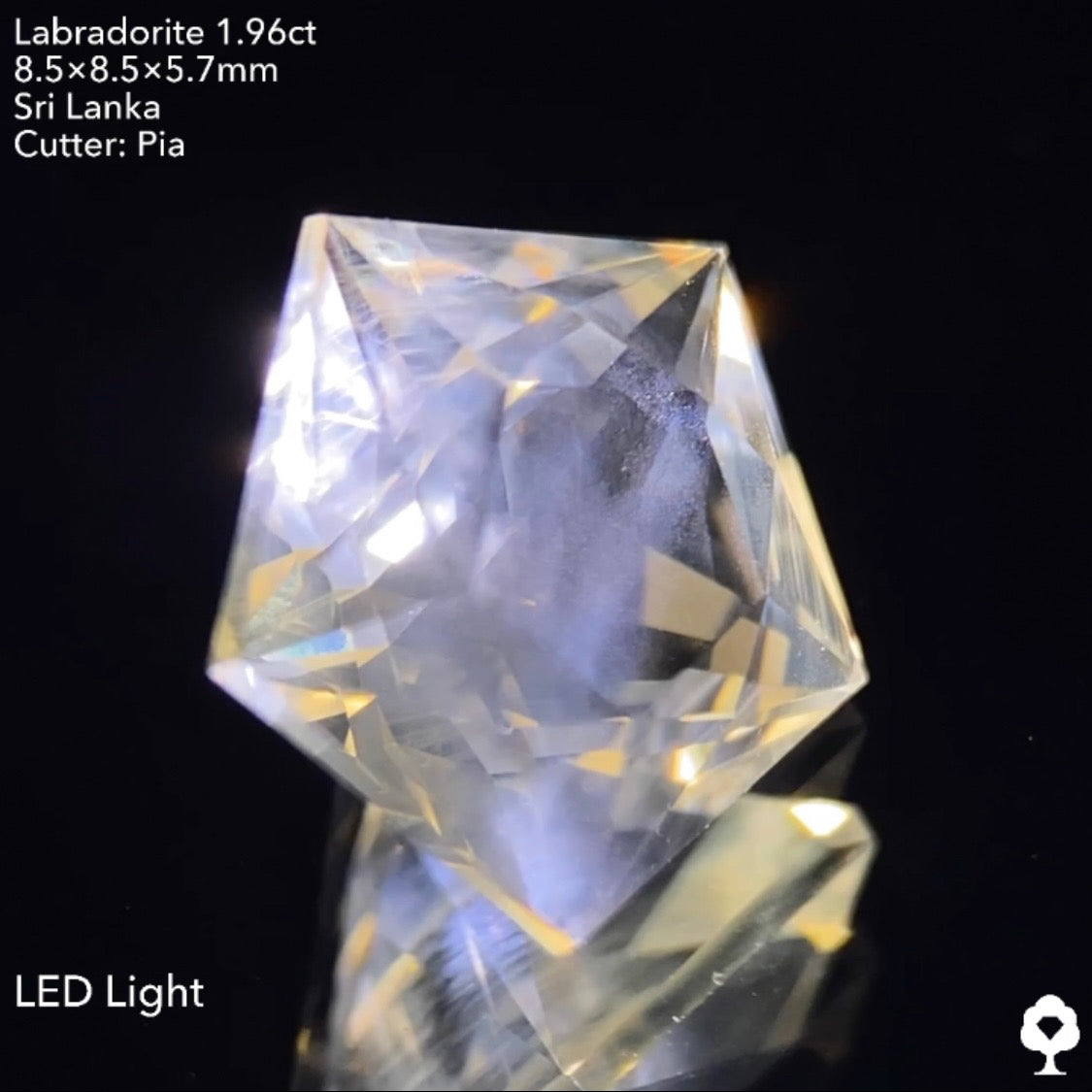 シラー渦巻くお星さまペンタゴン★ラブラドライト1.96ct ピアッちゃん作品