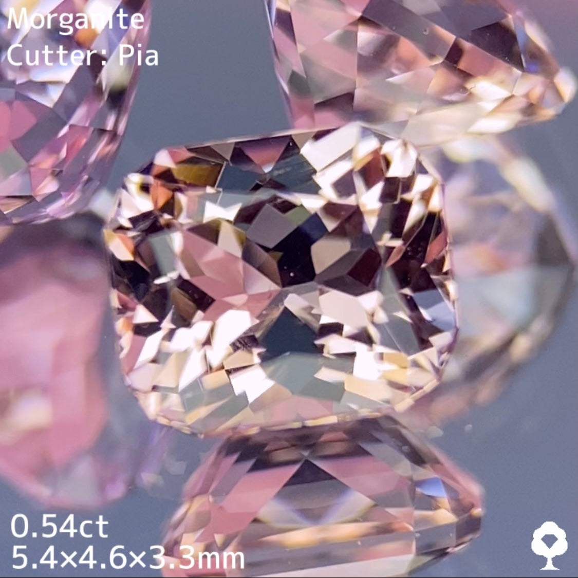 【プチプラ】オレンジ強めピンクの麗しきエレガントカット★モルガナイト 0.54ct