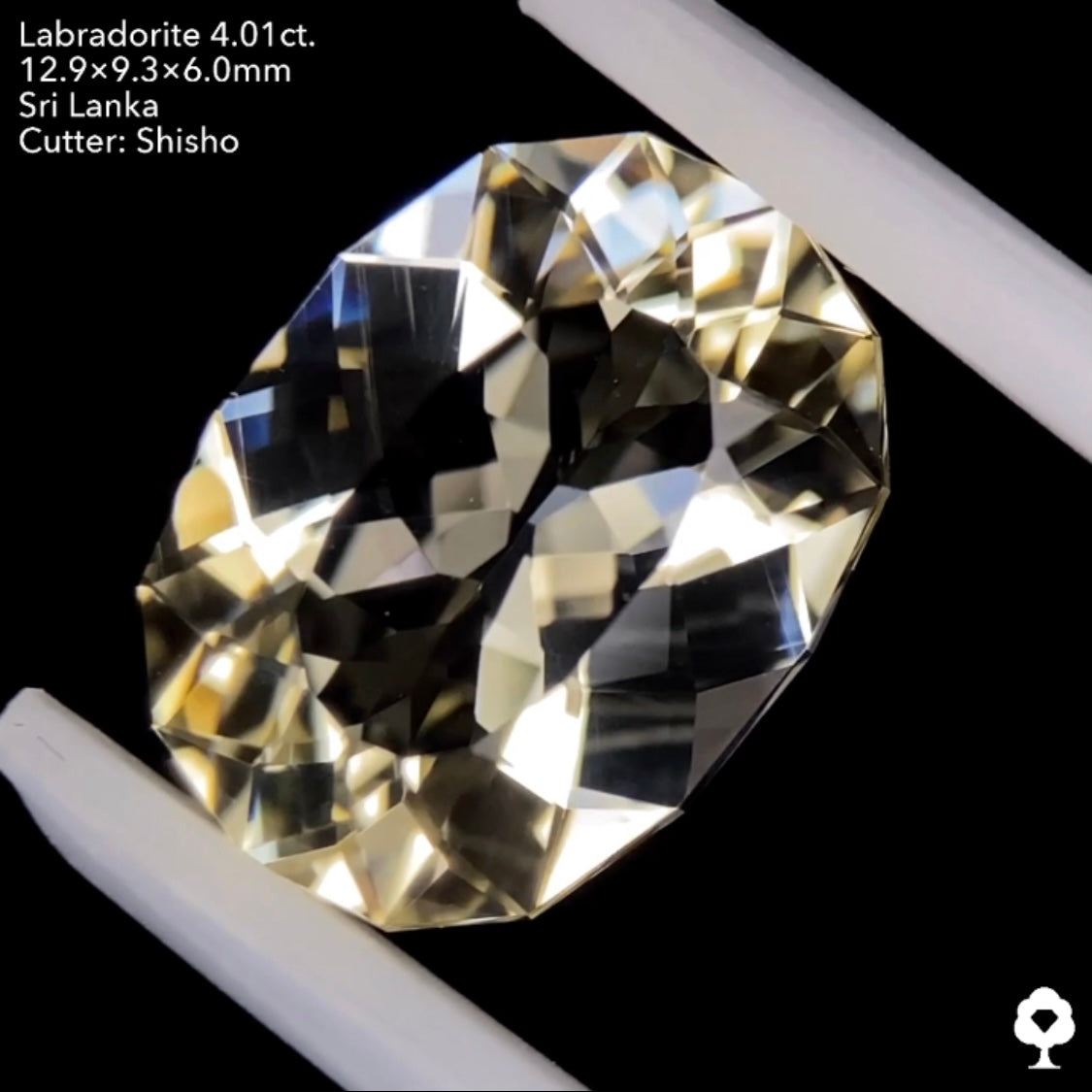 【チャットオークション御落札様専用】ゴールデンラブラドライト4.01ct.+原石付き