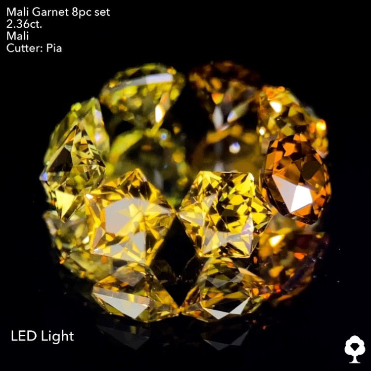 【6/11終了‼️1ヶ月オークション‼️】マリガーネット多色多角形8個セット 計2.36ct ピアッちゃん作品