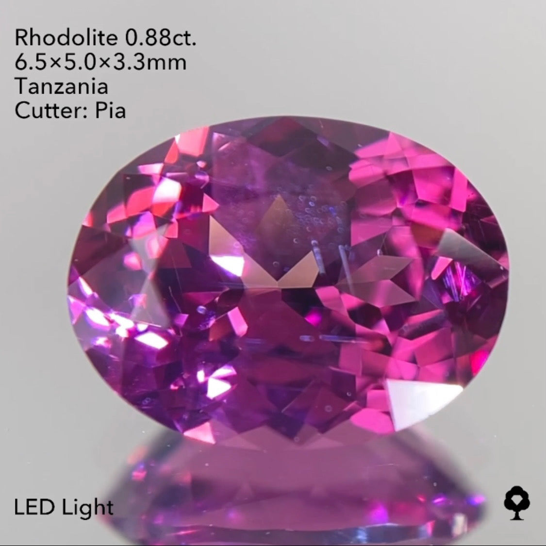 【SOLD OUT】ロードライトガーネット0.88ct ピアッちゃん作品 3/24チャットオークション 5ZBご利用価格