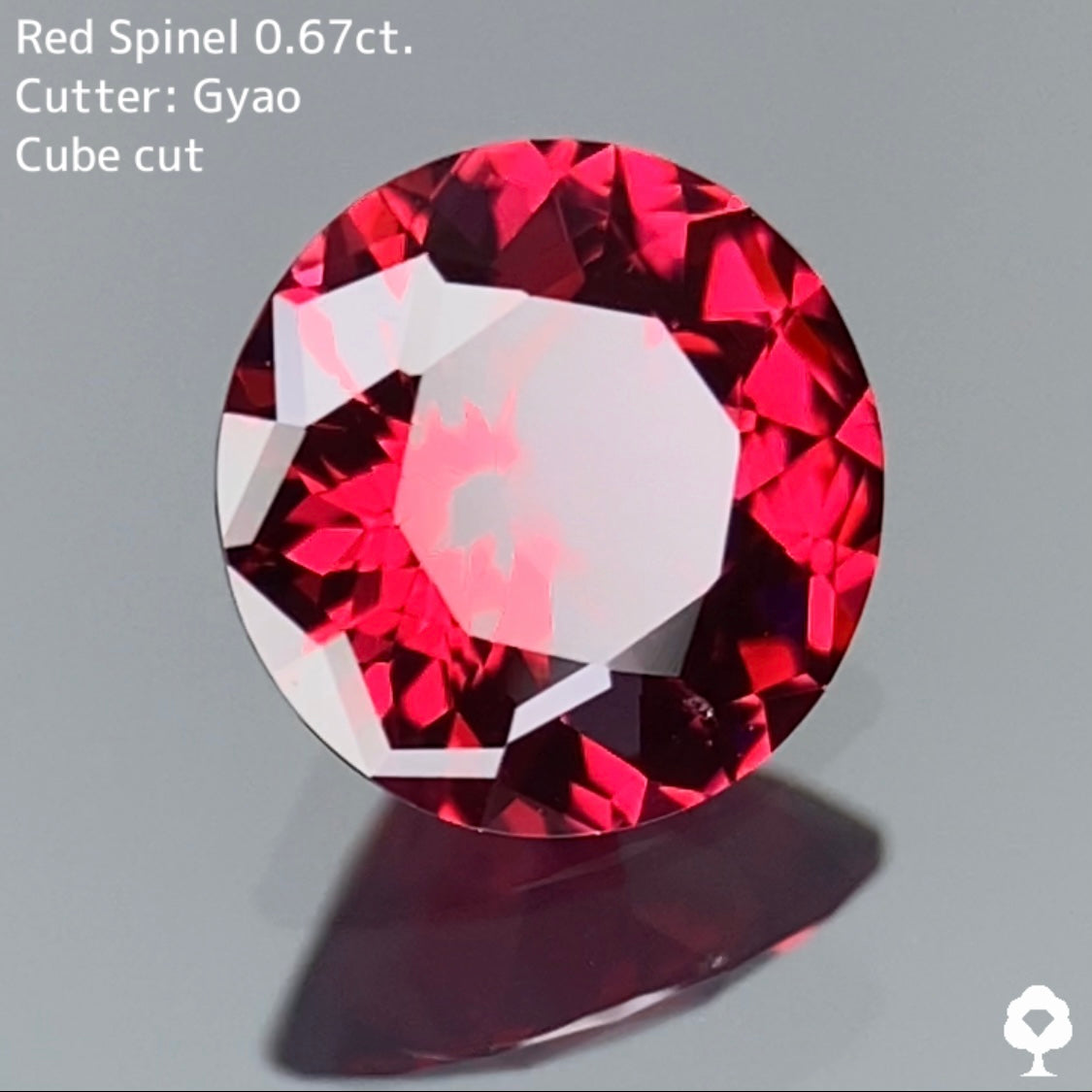 ピンク寄りレッドの強い彩度とテリの縁取りキューブカット★レッドスピネル 0.665ct【Cube cut】