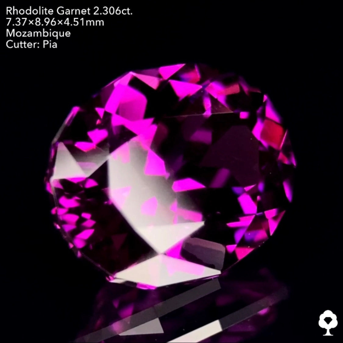 ハイレベルなグレープ系濃厚美色のファンシーオーバル★ロードライトガーネット2.306ct. ピアッちゃん作品