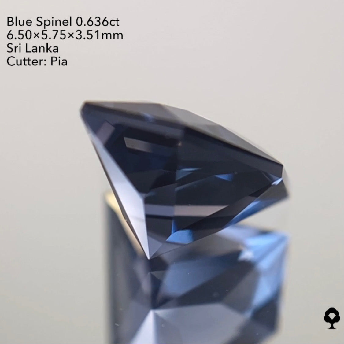 【SOLD OUT】宝石形ブルースピネル0.636ct ピアッちゃん作品 3/30Live配信作品