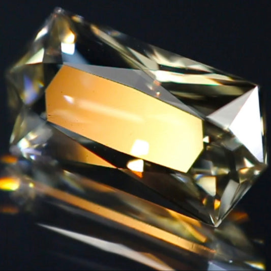 鋭いキラキラが大人気の蝶ネクタイ型カット★ラブラドライト1.77ct ピアッちゃん作品✨こちらはクーポンはごめんなさい🙏