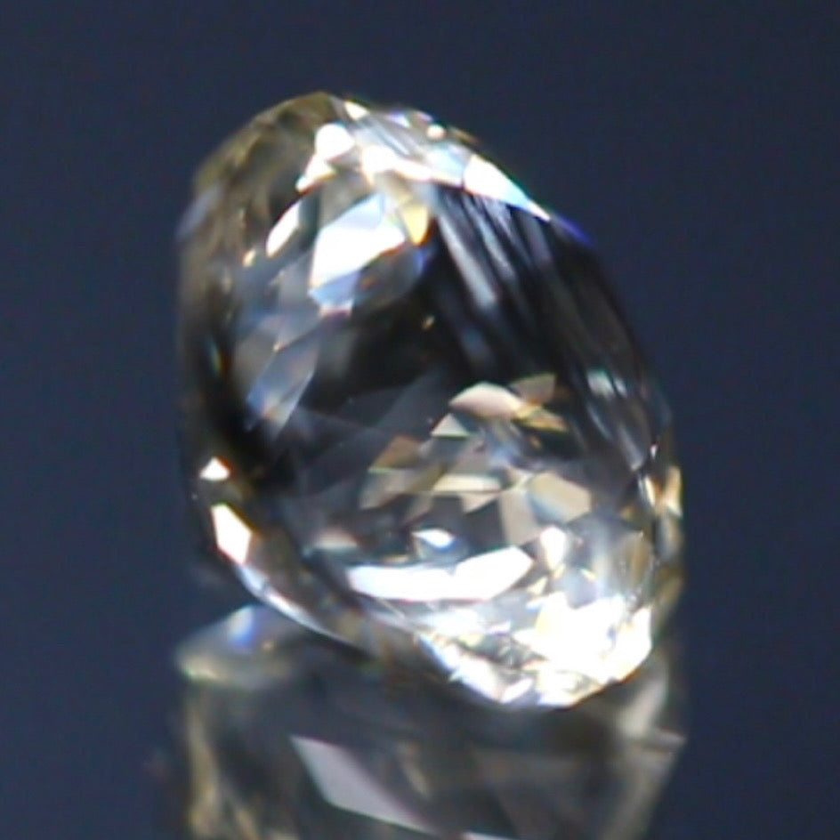 ギラギララウンドはまさに満月のよう★ラブラドライト1.17ct ピアッちゃん作品✨こちらはクーポンはごめんなさい🙏