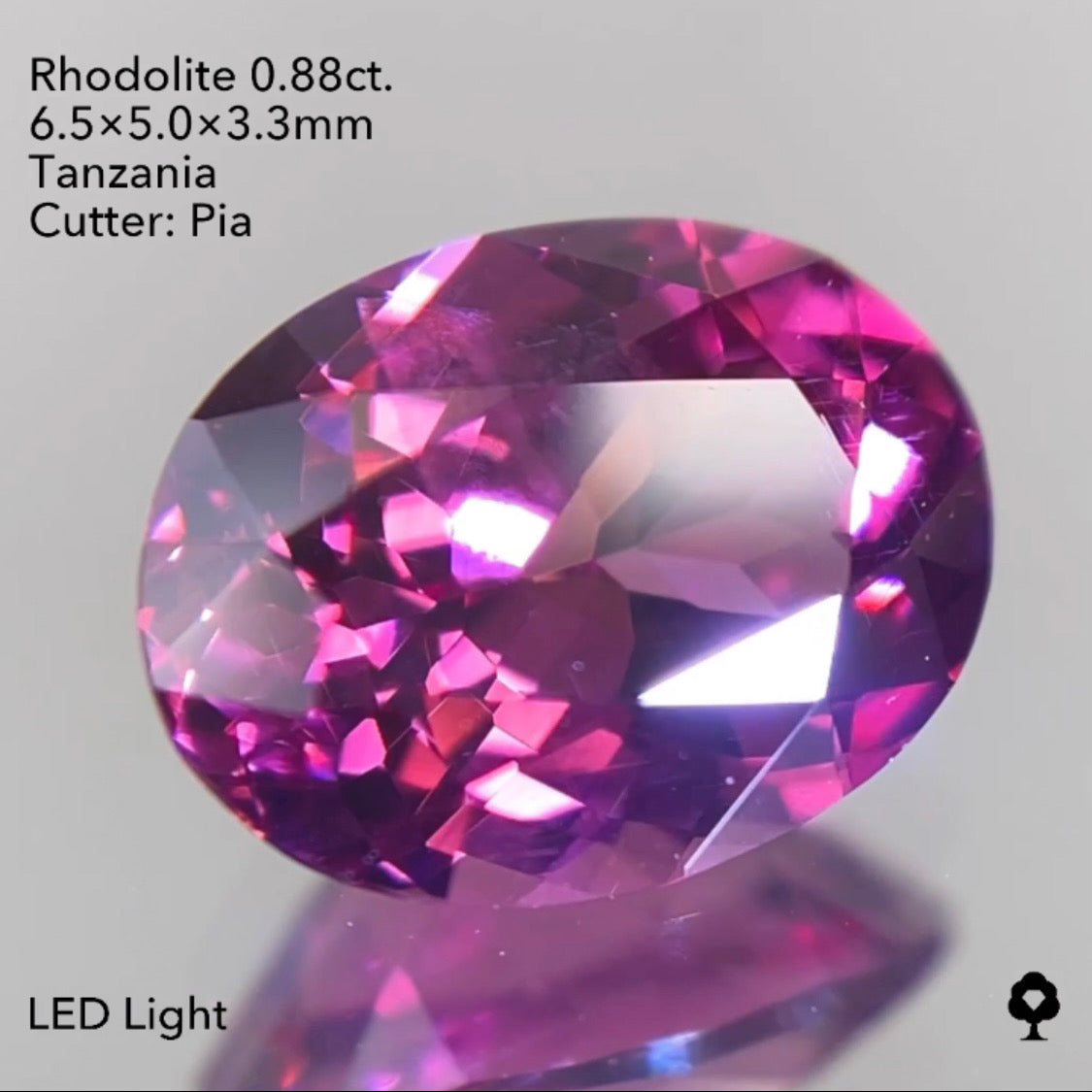 【SOLD OUT】ロードライトガーネット0.88ct ピアッちゃん作品 3/24チャットオークション 5ZBご利用価格