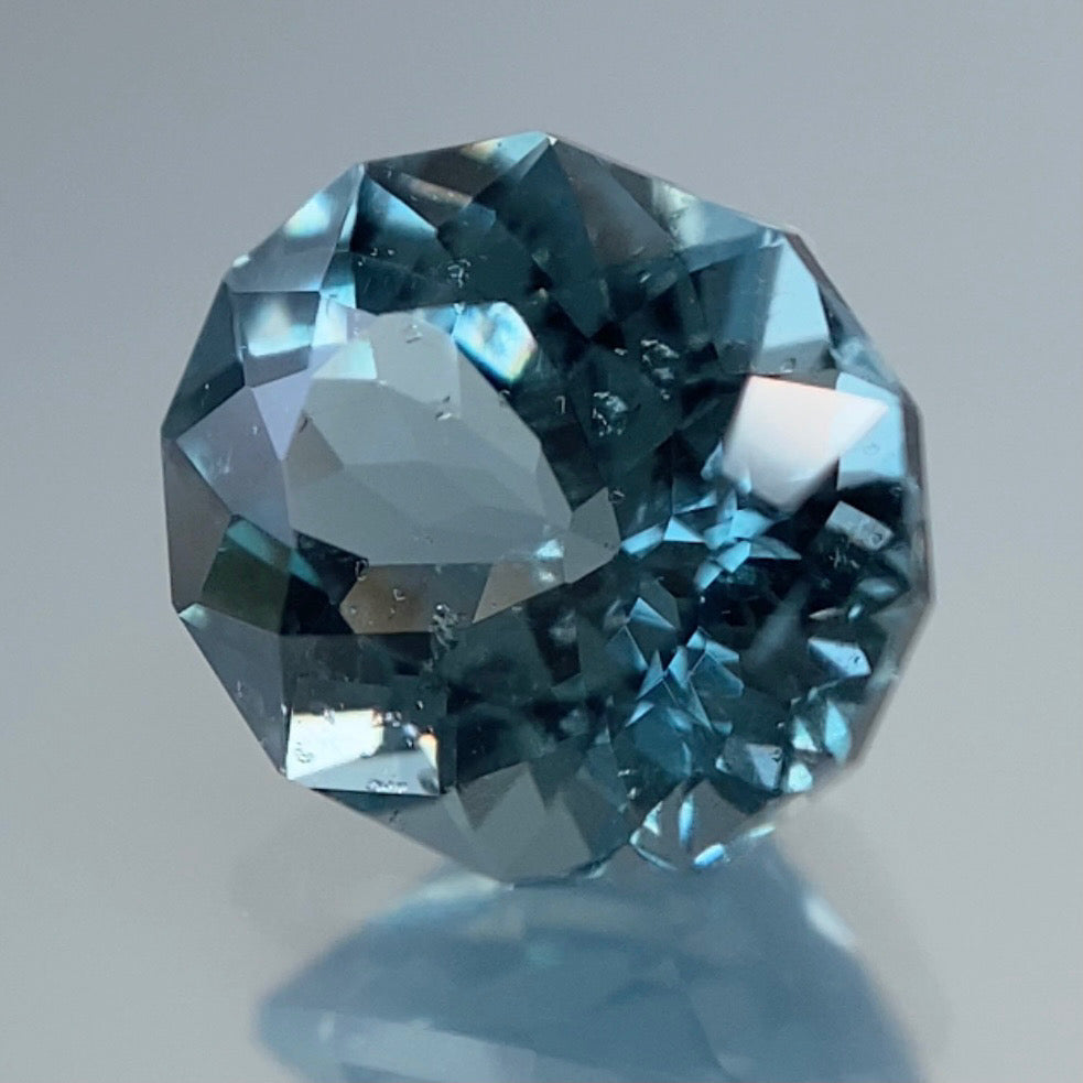 超絶美色グリニッシュブルー0.878ct✨レイ先生作品💎ここに復活!『スピネル博物館』【クーポンはごめんなさい🙏✨】