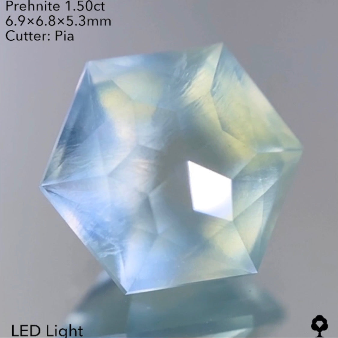 【21:00終了】ピアッちゃんの初キューブ作品👏記念すべき初作品は光宿る美色プレナイト1.50ct