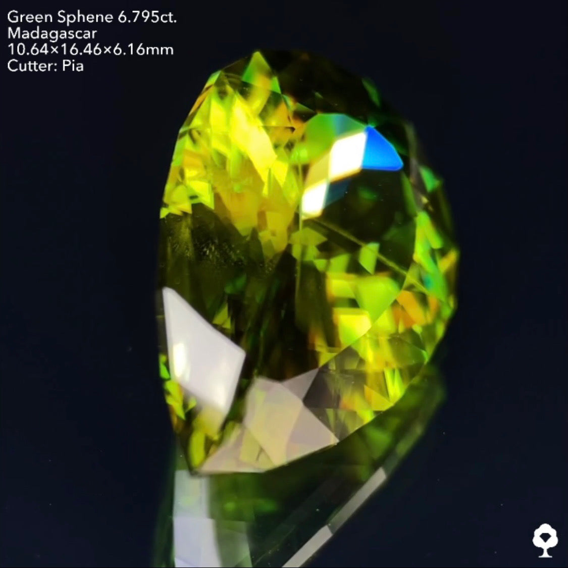 【1ヶ月オークション‼️9/20(火)21:30終了‼️】マダガスカルグリーンスフェーン6.795ct ピアッちゃん作品