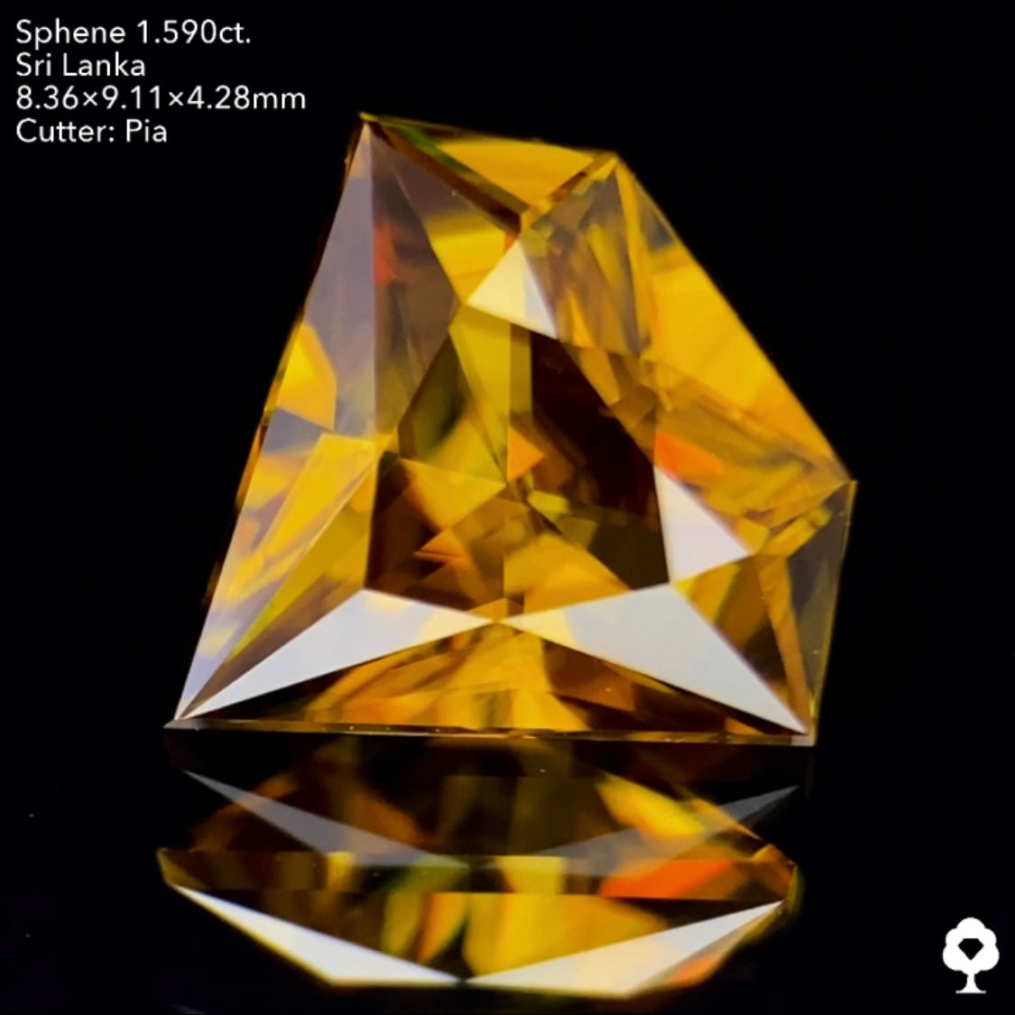 【SOLD OUT】重厚な風格から赤ファイアーを放つハイクラススリランカ産の宝石形★スリランカスフェーン1.590ct. ピアッちゃん作品