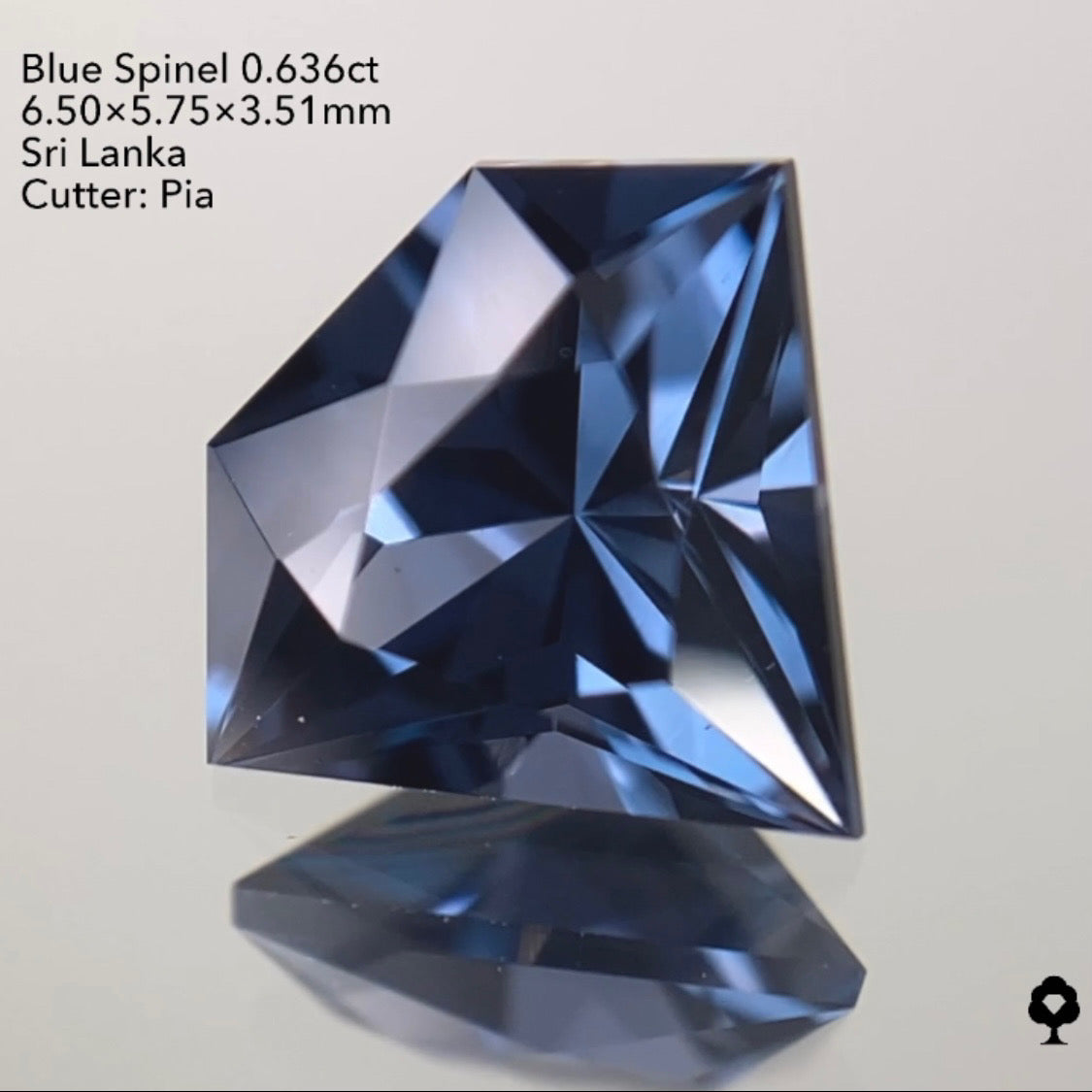 【SOLD OUT】宝石形ブルースピネル0.636ct ピアッちゃん作品 3/30Live配信作品