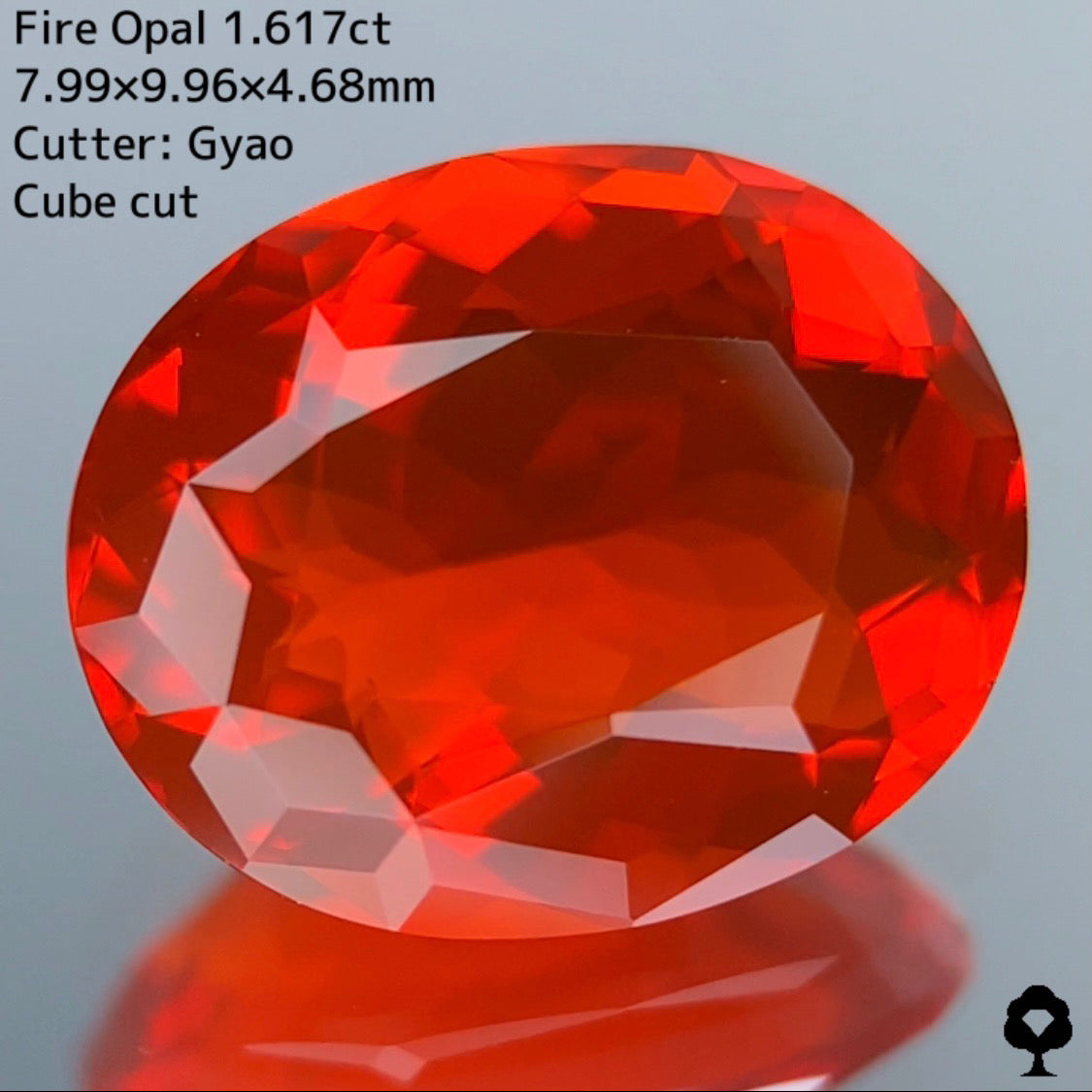 鮮やかオレンジが燃える変則キューブオーバル★ファイアーオパール 1.617ct【Cube cut】