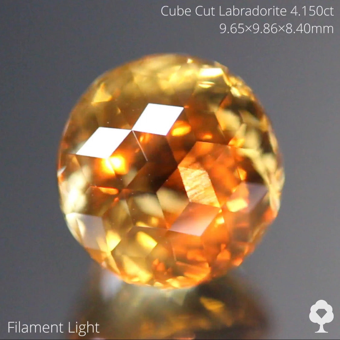 これぞ【キューブスターカット】濃厚ゴールドの美しい満月★ラブラドライト4.150ct ゲオちゃん作品✨こちらはクーポンはごめんなさい🙏