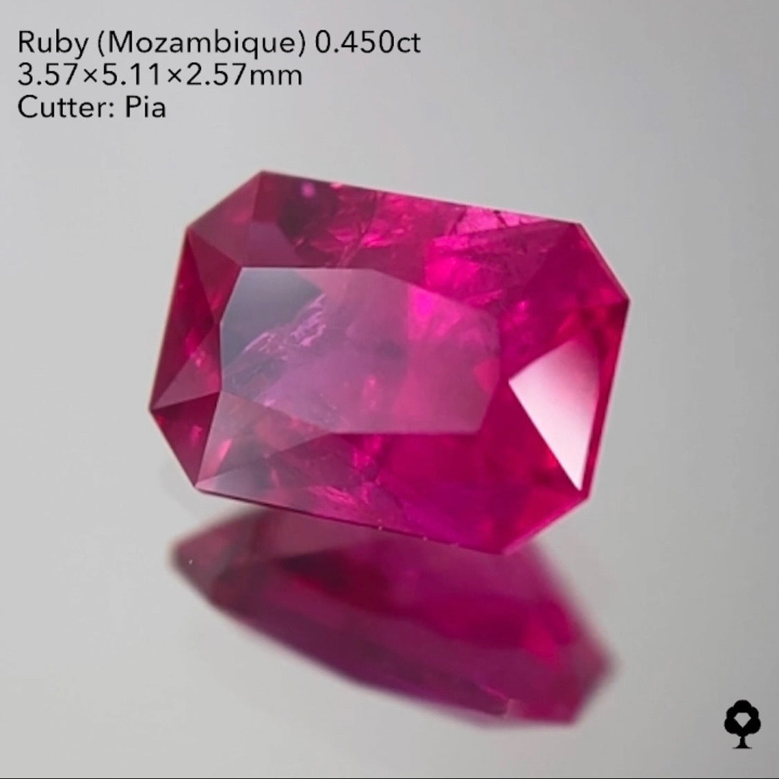 ★30分オークション★【21:40終了】美色とインクルの雰囲気が最高★ルビー0.450ct ピアッちゃん作品