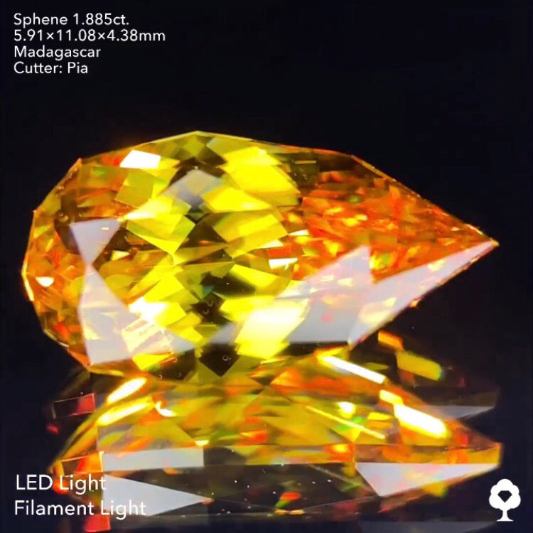 6ctから抽出された鋭くギラめくシャープペアシェイプ★スフェーン1.885ct ピアッちゃん作品★ハラキリプライス