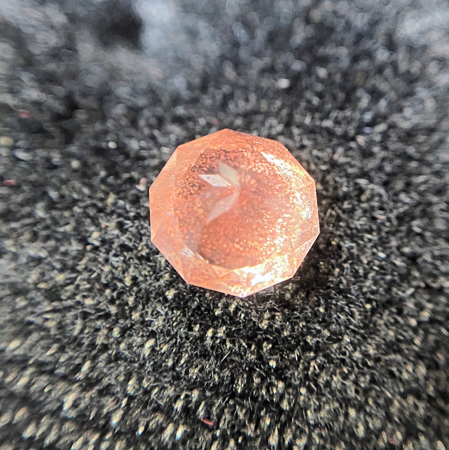💖お待たせしました❣️ファンシーラウンドのオレゴンサンストーン0.36ct☀️💎ピアッちゃん作品【4/30チハルーム】GW特別価格❣️