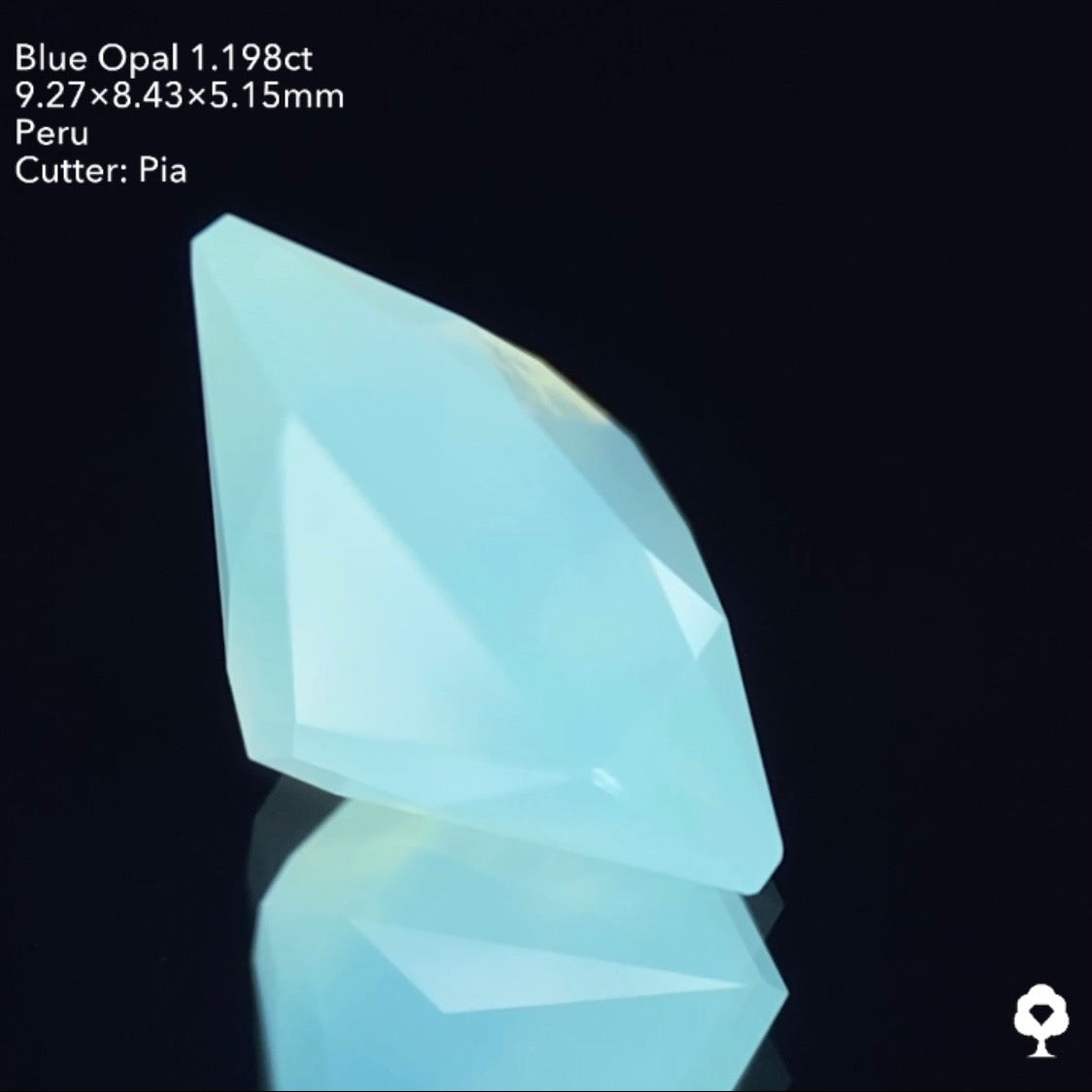 【ご落札者さま専用★1発入札オークション】シャープな宝石形に仕上げられた優しい雰囲気の美色★ブルーオパール 1.198ct ピアッちゃん作品