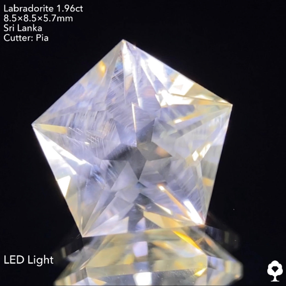 シラー渦巻くお星さまペンタゴン★ラブラドライト1.96ct ピアッちゃん作品