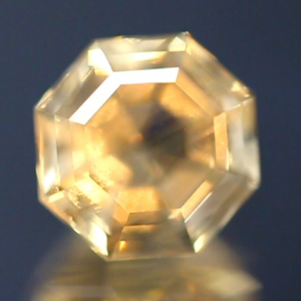 荘厳で美しい建造物のようなアッシャー系八卦カット★ラブラドライト1.67ct 師匠作品✨