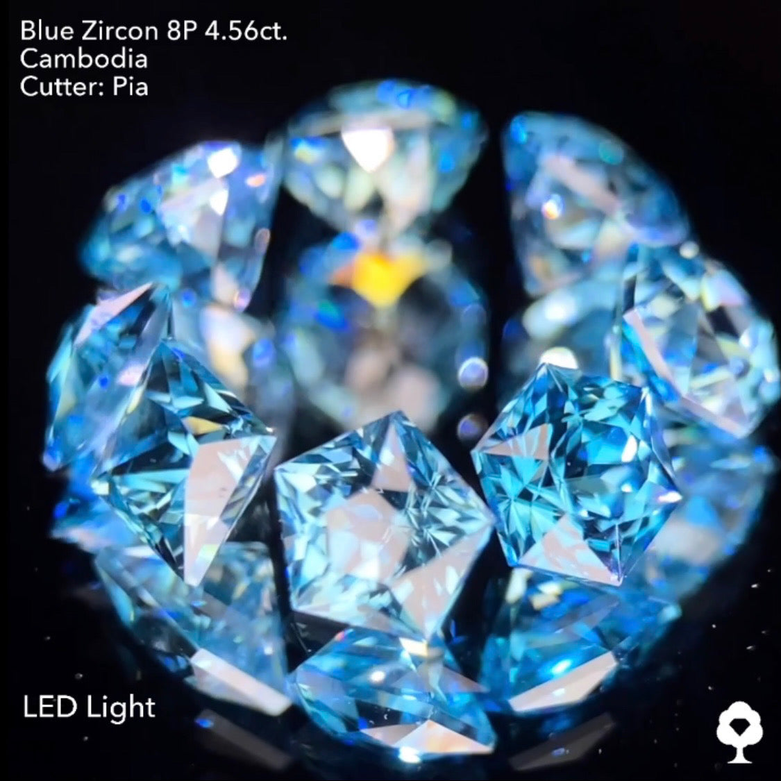 たまらないブルーと煌めきのピアッちゃん代表作多角形セット★ブルージルコン多角形8個セット計4.56ct.