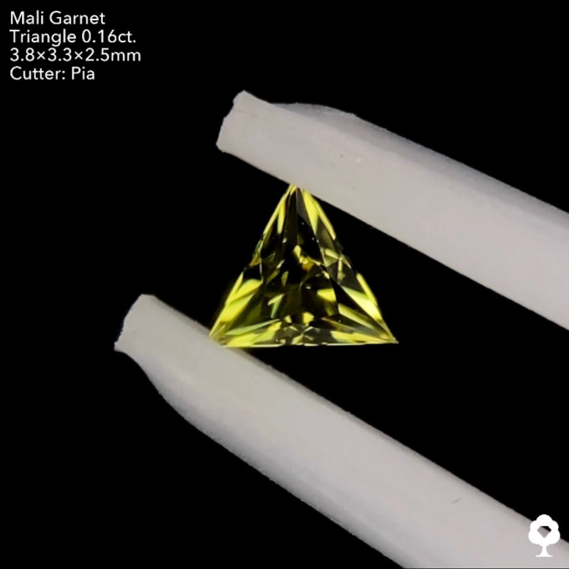 【6/11終了‼️1ヶ月オークション‼️】マリガーネット多色多角形8個セット 計2.36ct ピアッちゃん作品