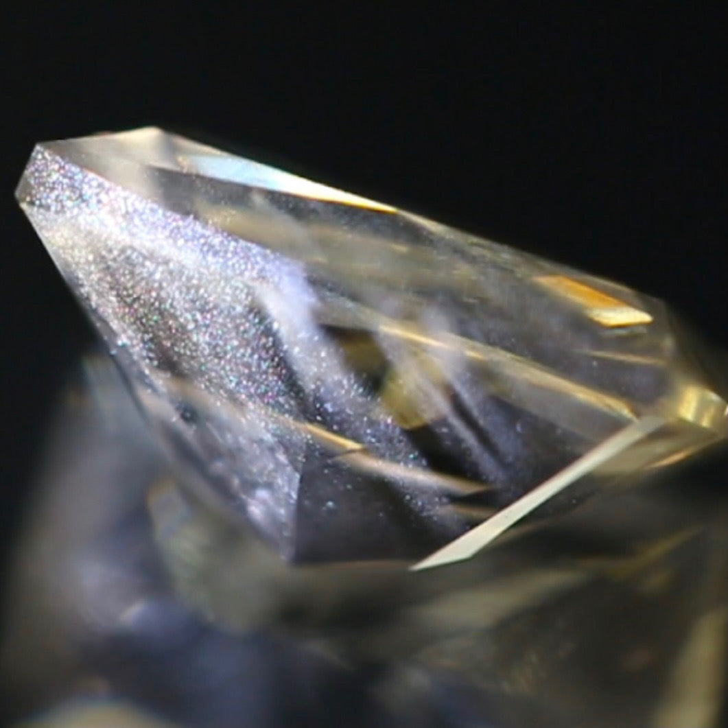星屑シラーが煌めく超美スーパークッション★ラブラドライト3.23ct ピアッちゃん作品✨