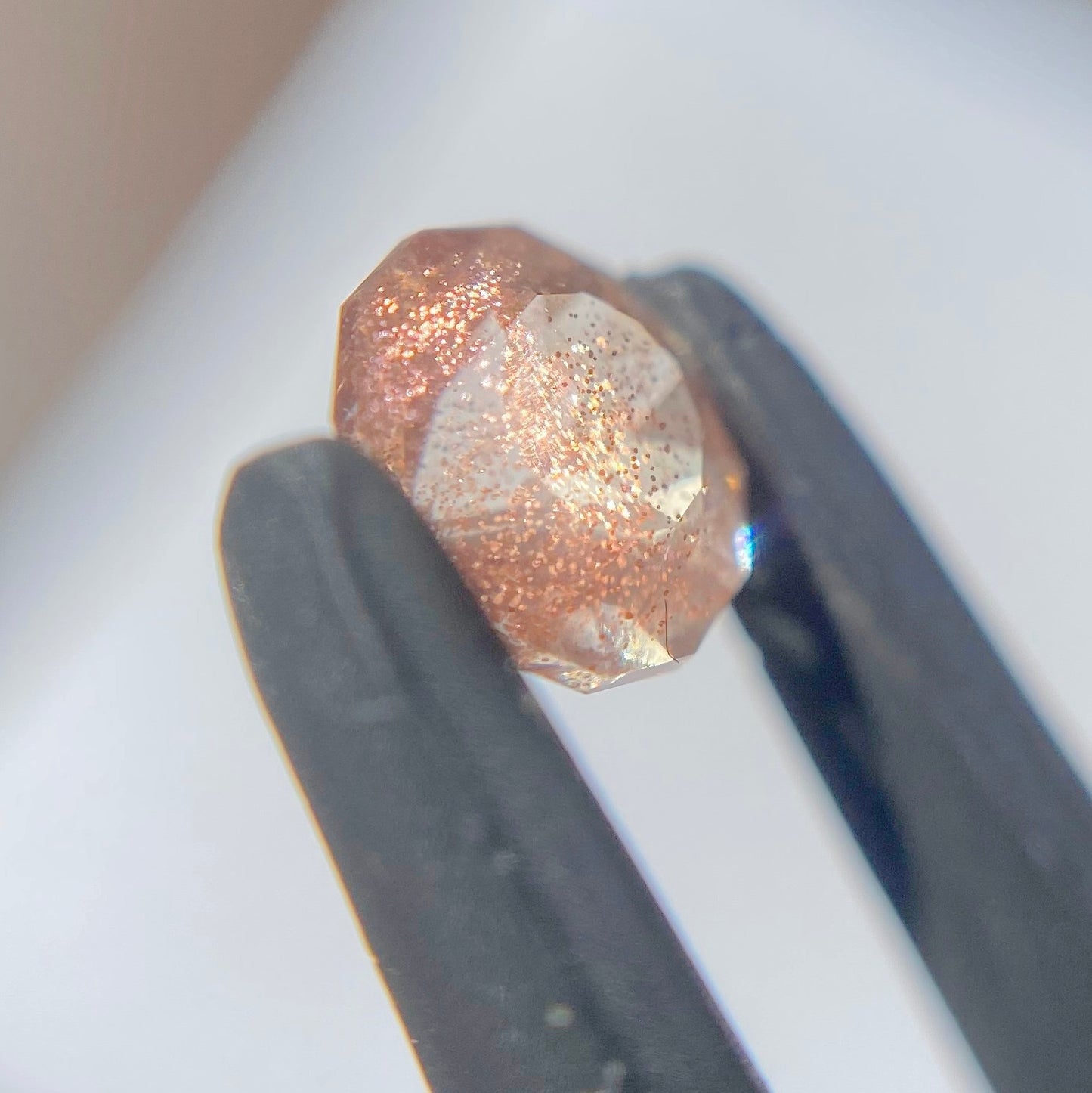 💖お待たせしました❣️ファンシーラウンドのオレゴンサンストーン0.39ct(テーブルからはみ出るシラー🙈💓)☀️💎ピアッちゃん作品【4/30チハルーム】GW特別特価❗️