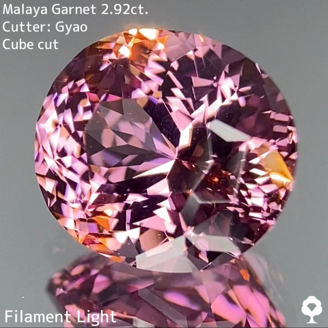 優しく可愛いピンクの細やかで強い煌めきを放つ変則キューブカット★マラヤガーネット 2.923ct【Cube cut】