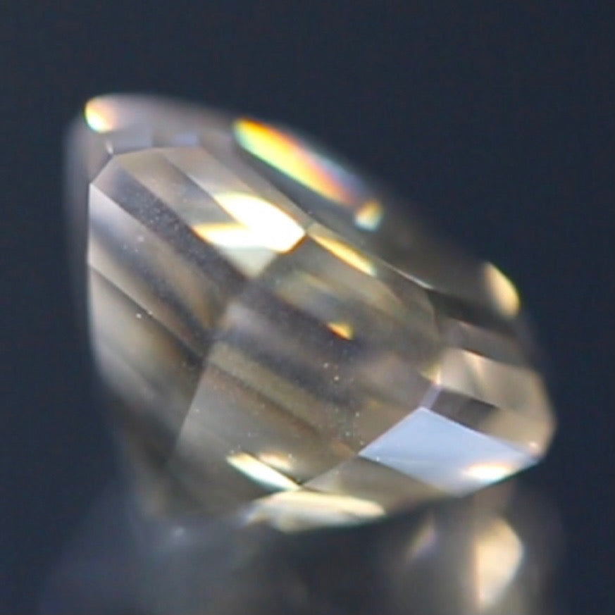 荘厳で美しい建造物のようなアッシャー系八卦カット★ラブラドライト1.67ct 師匠作品✨