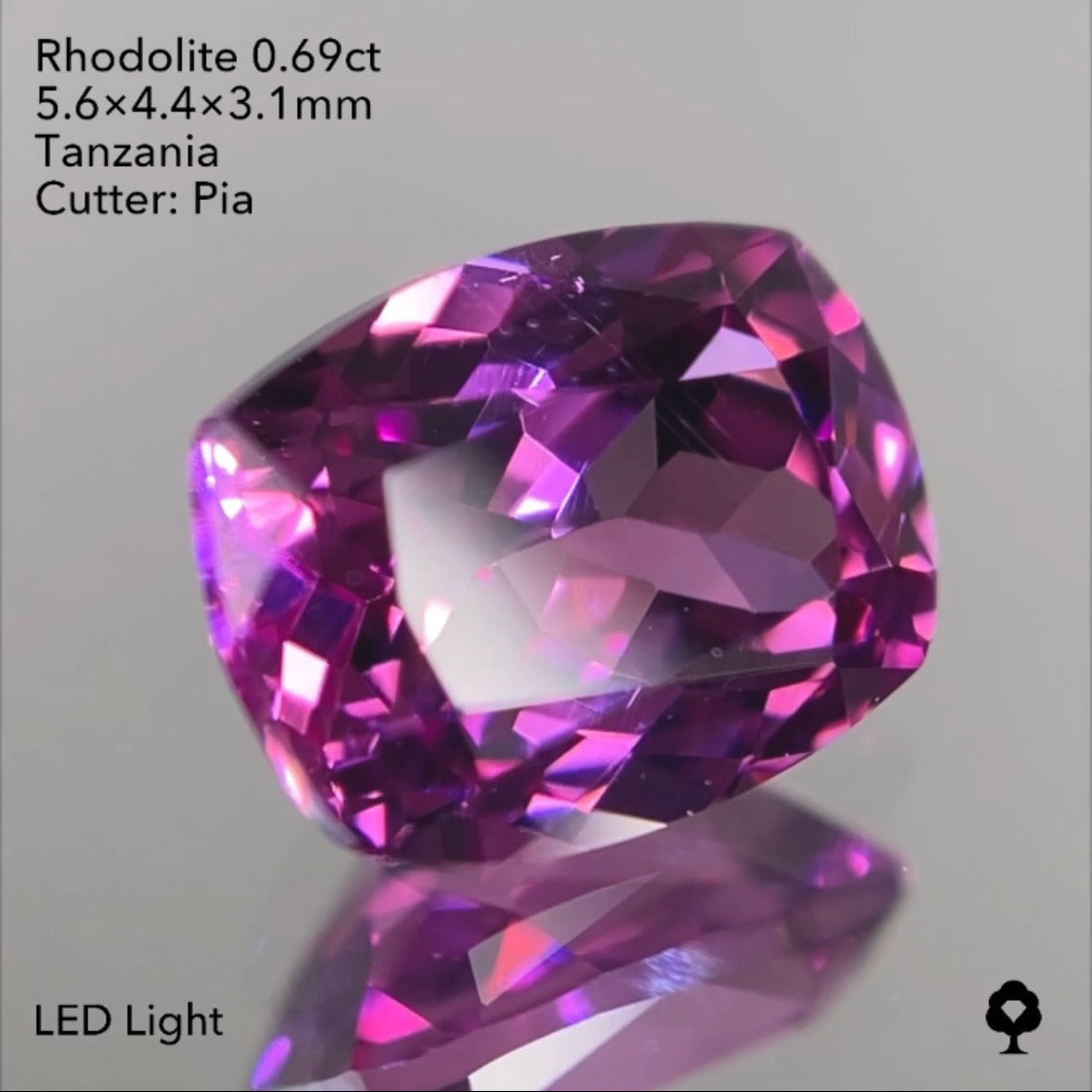 【SOLD OUT】ロードライトライトガーネット0.69ct ピアッちゃん初期作品 3/31チャットオークション