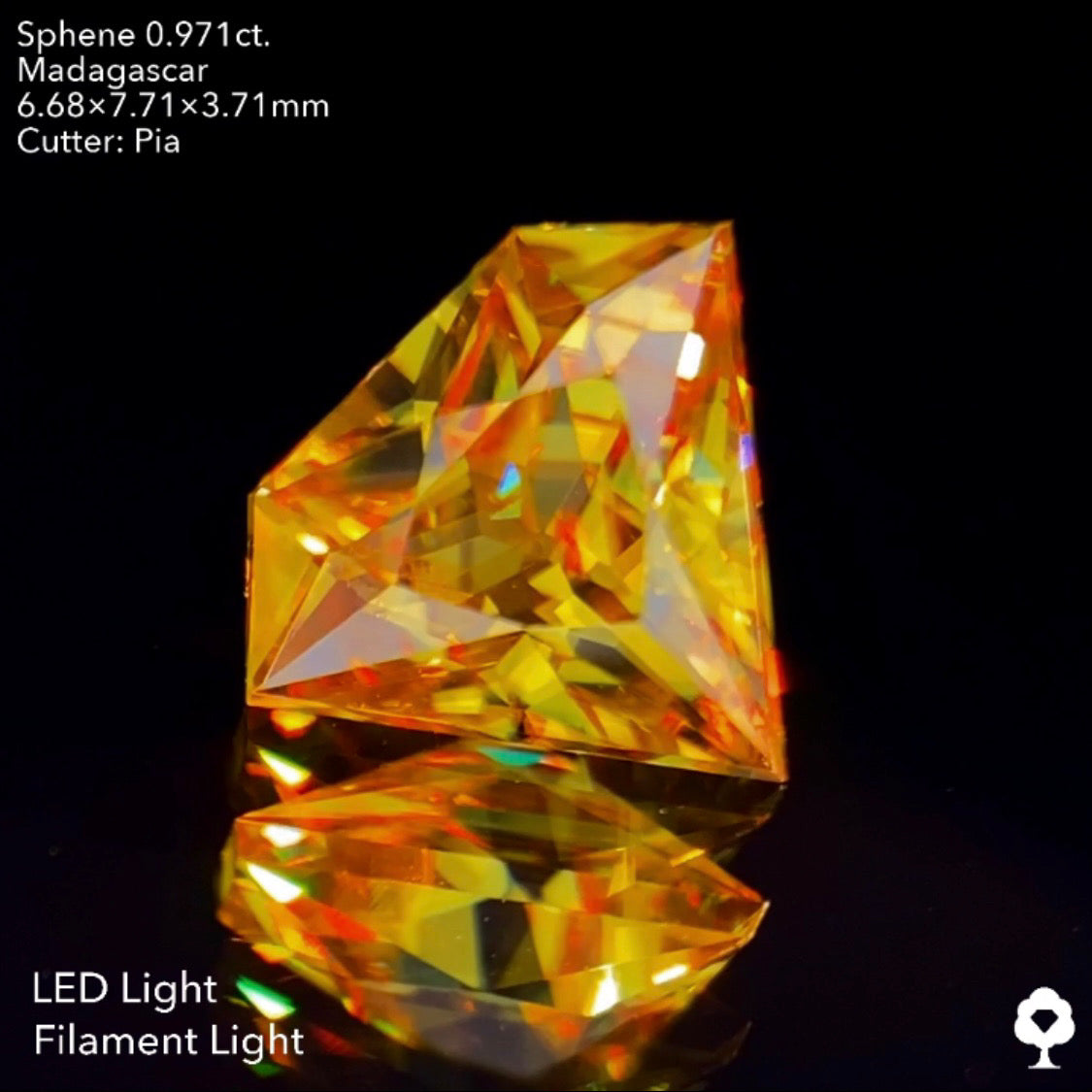 コレぞマダガスカルゴールドといえる煌めき抜群の宝石形★マダガスカルスフェーン0.971ct. ピアッちゃん作品