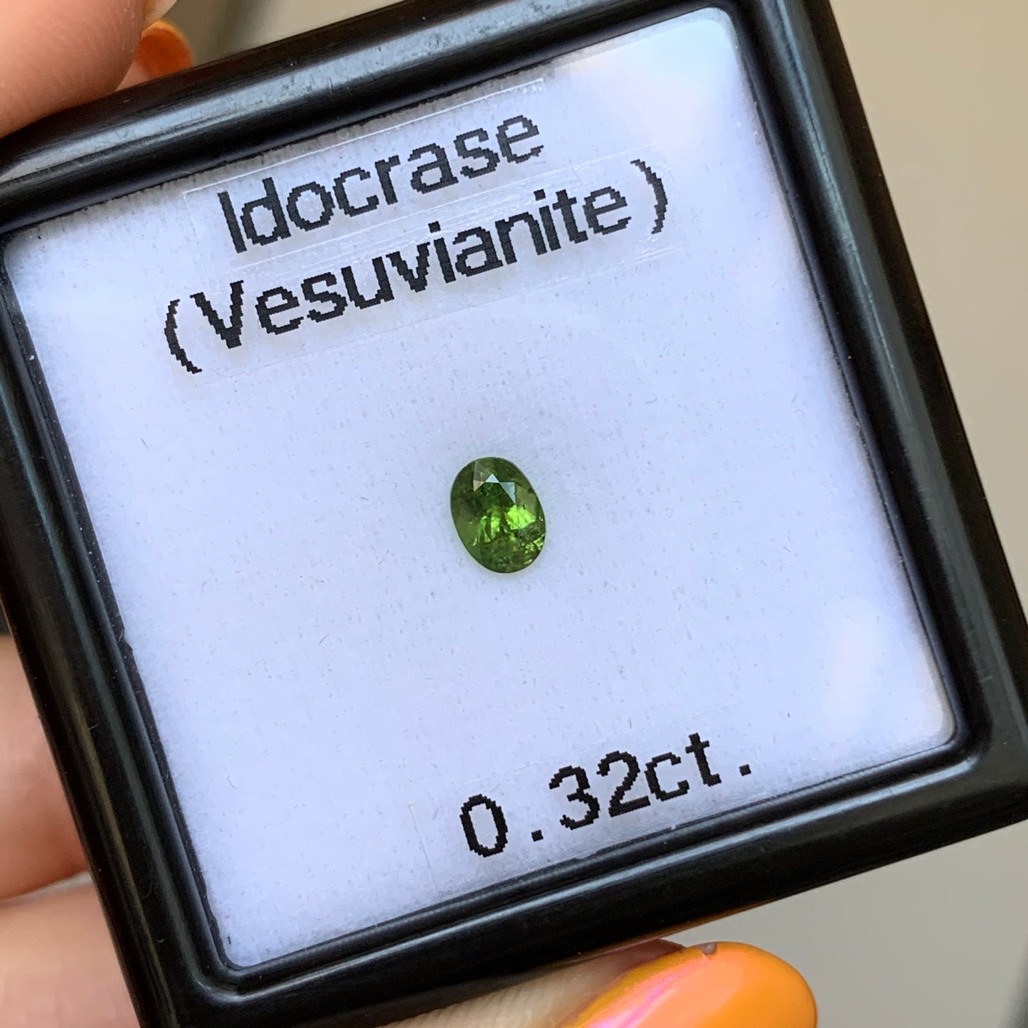 【“みどりの日”特別オークションその3】💖虹入🌈アイドクレース(ベスビアナイト)0.32ct☀️💎レイちゃん作品✨【5/1YouTubeライブご紹介作品】