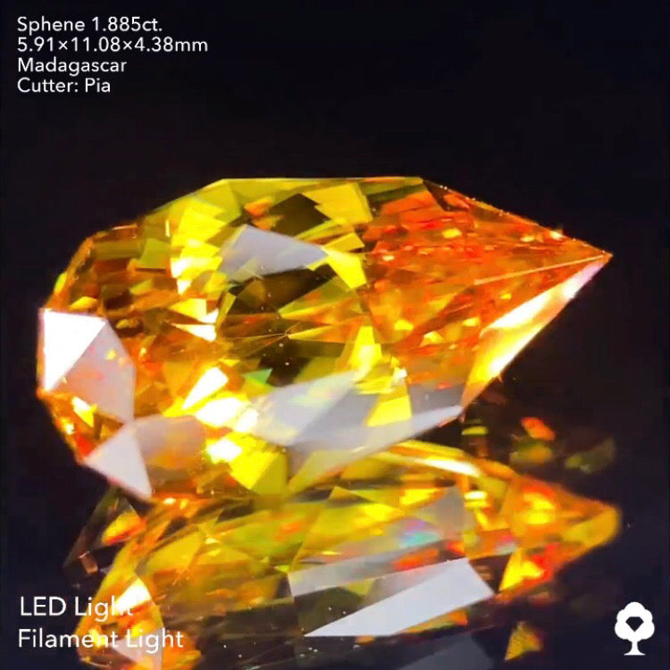 6ctから抽出された鋭くギラめくシャープペアシェイプ★スフェーン1.885ct ピアッちゃん作品★ハラキリプライス