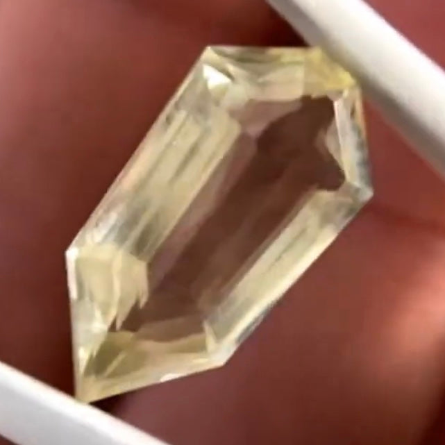 【SOLD OUT】ラブラドライト4.33ct 師匠作品 1/24チャットオークション