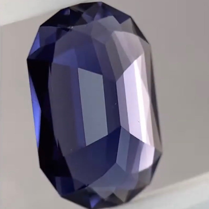 【お客さま専用】アイオライト2.040ct. ピアッちゃん作品★ユサシゴローガチ仕入企画★