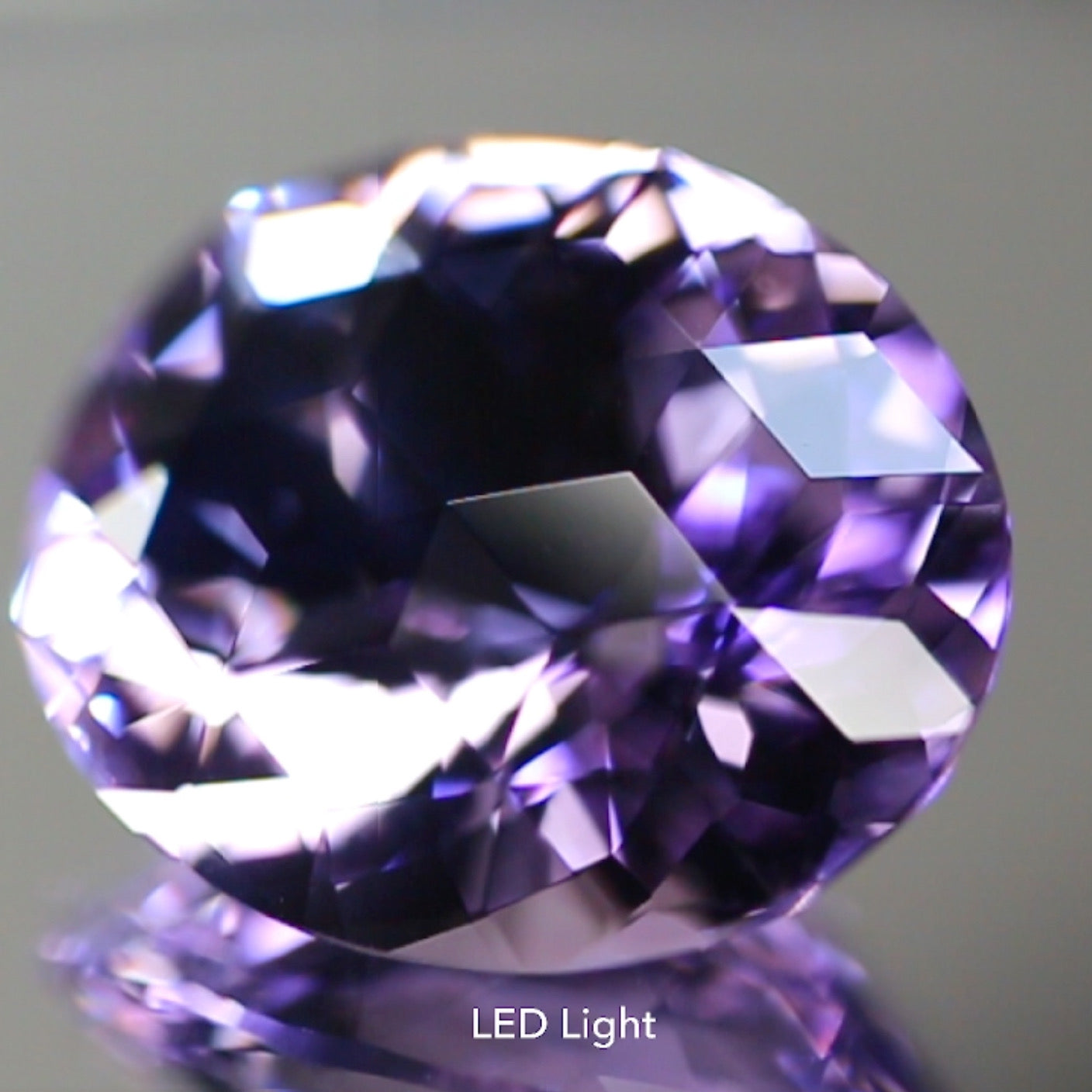 【SOLD OUT】可愛い色合いながら迫力満天のキューブスターオーバル★アメジスト8.80ct/ゲオちゃん作品★お問い合わせ1番乗り価格★