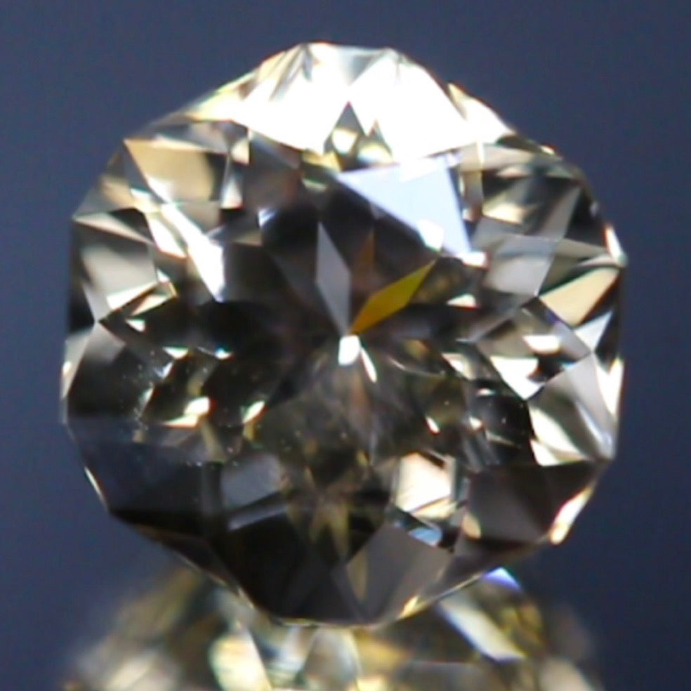 ゲオ仕上げによる信じられない輝きのファンシーヘキサゴン★ラブラドライト2.23ct 師匠作品ゲオちゃん仕上げ✨こちらはクーポンはごめんなさい🙏
