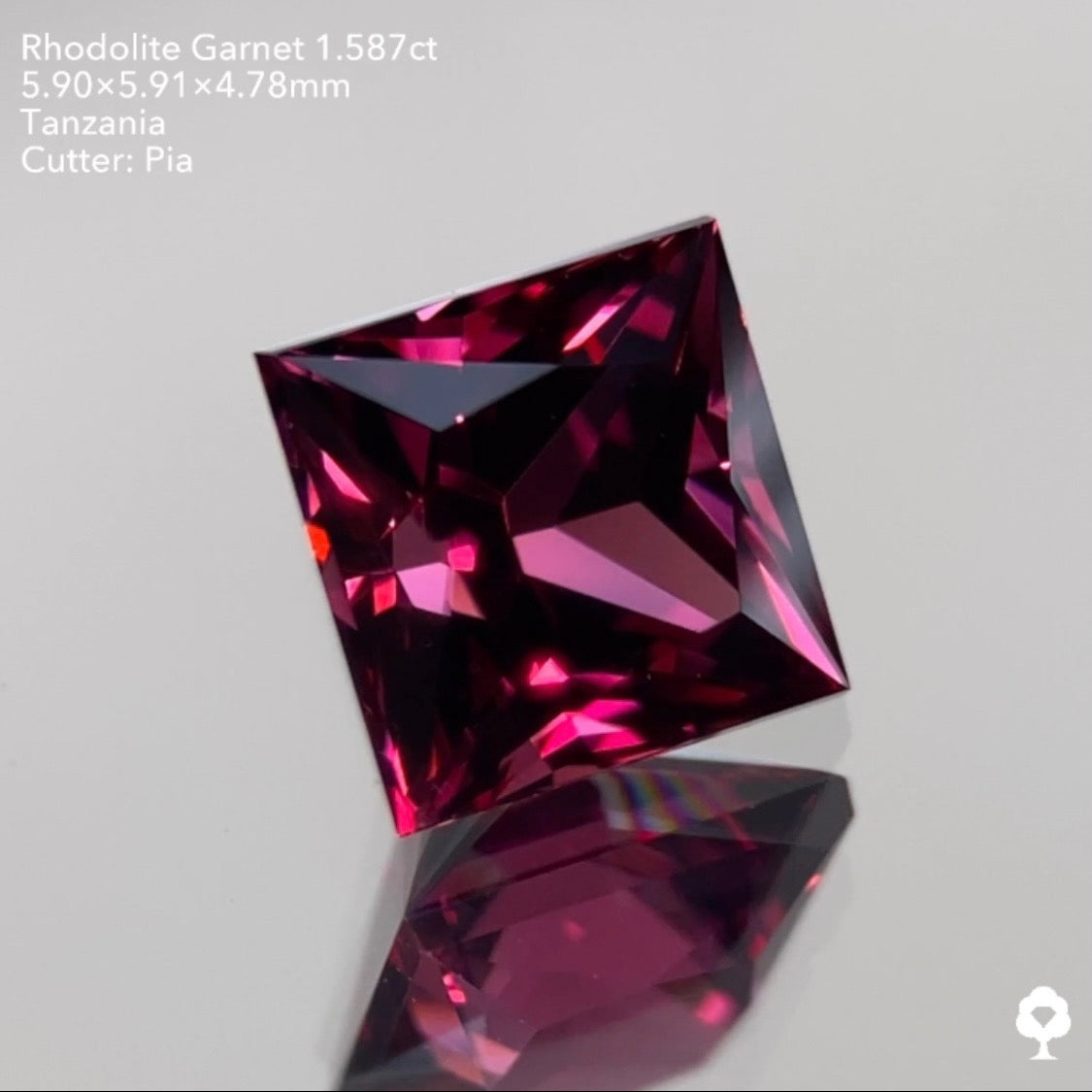 【GTJウェブサイト個展プライス】濃厚美色から鮮やかで鋭い煌めきを放つプリンセス★ロードライトガーネット1.587ct ピアッちゃん作品