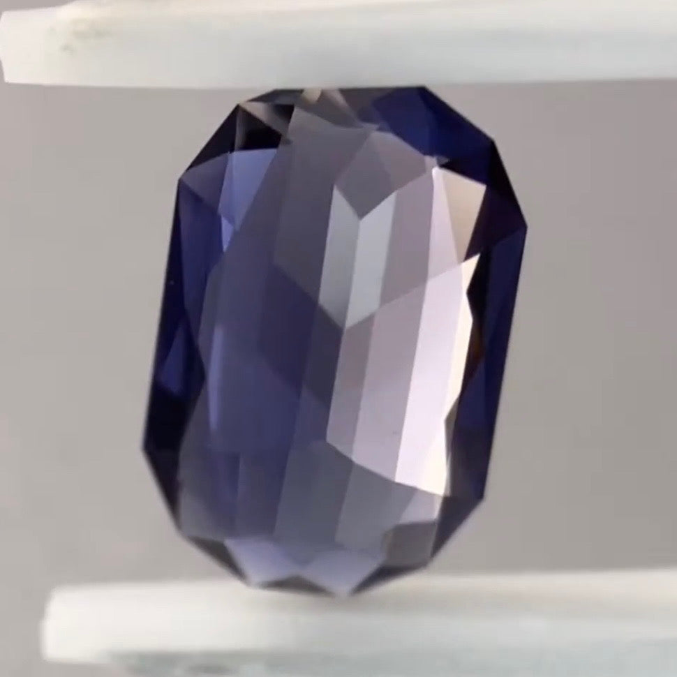 【お客さま専用】アイオライト2.040ct. ピアッちゃん作品★ユサシゴローガチ仕入企画★