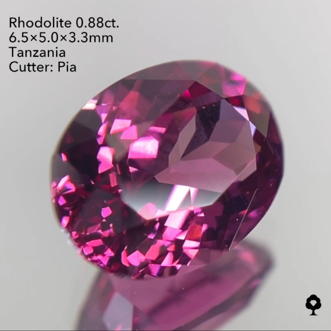 【SOLD OUT】ロードライトガーネット0.88ct ピアッちゃん作品 3/24チャットオークション 5ZBご利用価格